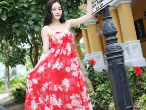 老狼八零婚纱摄影14岁女孩rapper;14 岁女孩 rapper 为何成老狼八零婚纱摄影模特？