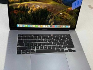 19岁macbookpro未满16岁—19 岁的 MacBook Pro，却未满 16 岁？